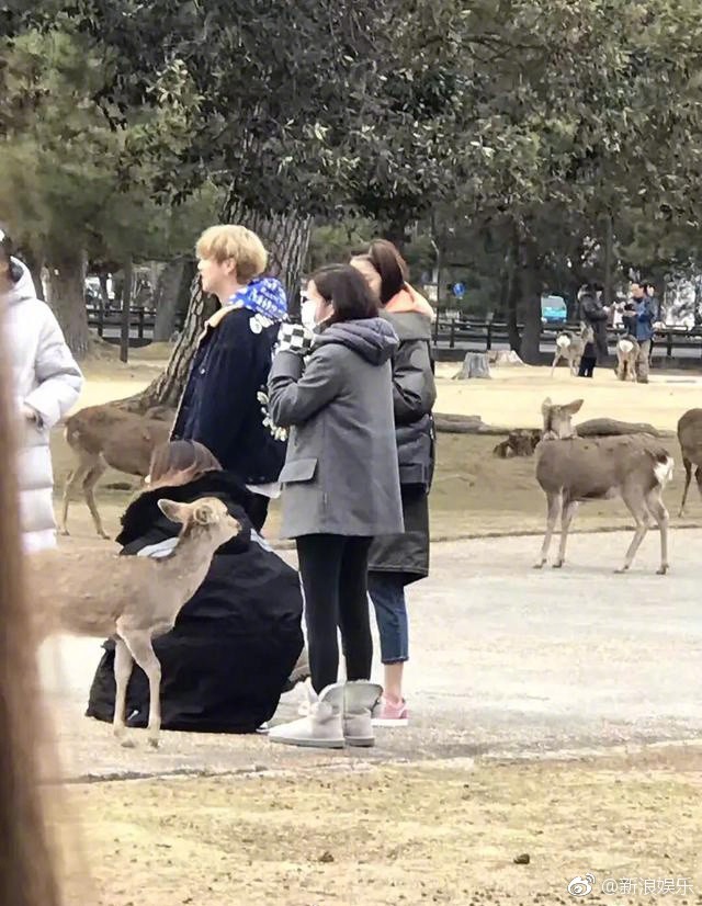 Sợ độ cao và máy bay, nhưng vì tình yêu, Luhan vẫn chiều lòng bạn gái đi du lịch Nhật Bản